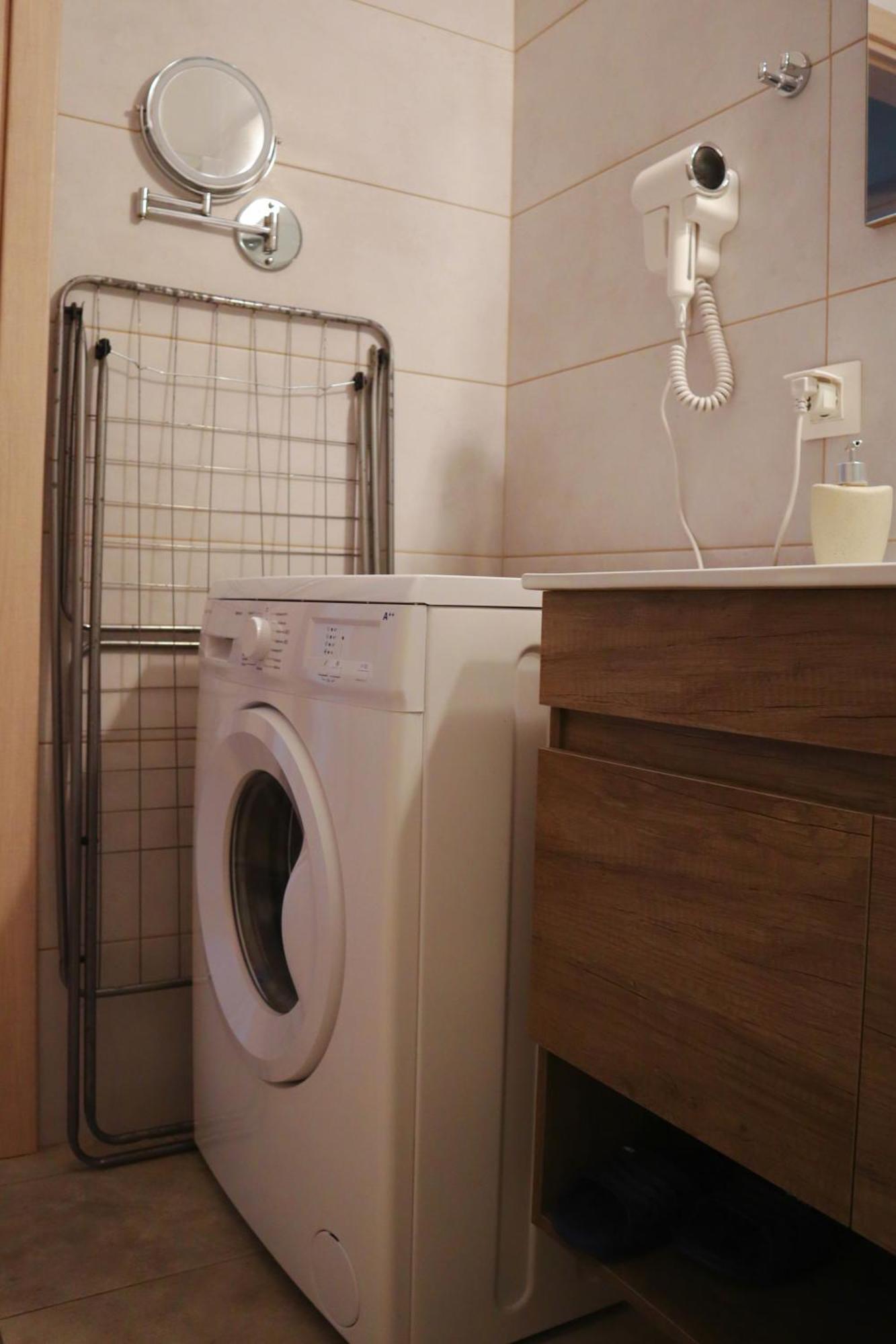 Dafni City Apartment 2 Athena Bagian luar foto