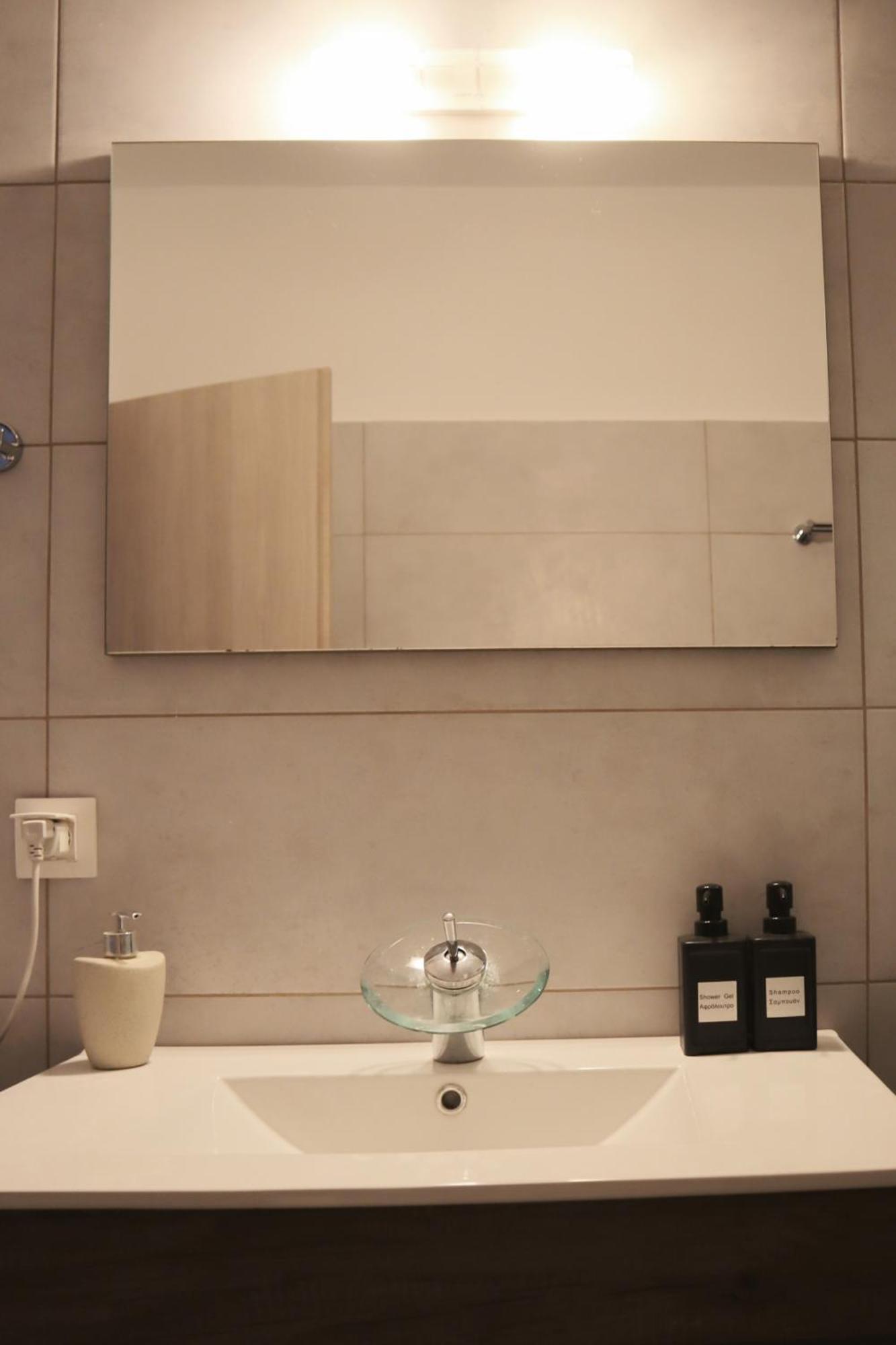 Dafni City Apartment 2 Athena Bagian luar foto