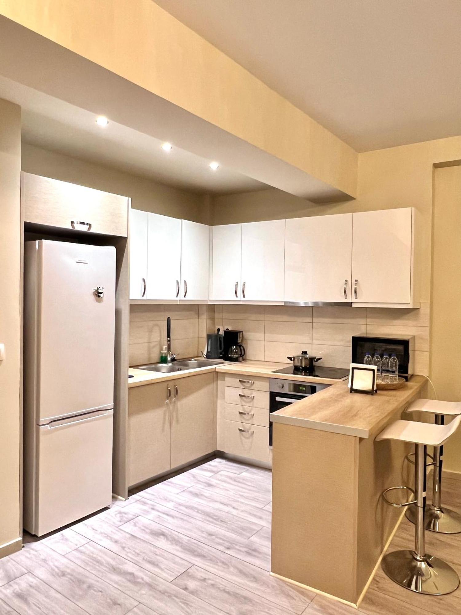 Dafni City Apartment 2 Athena Bagian luar foto